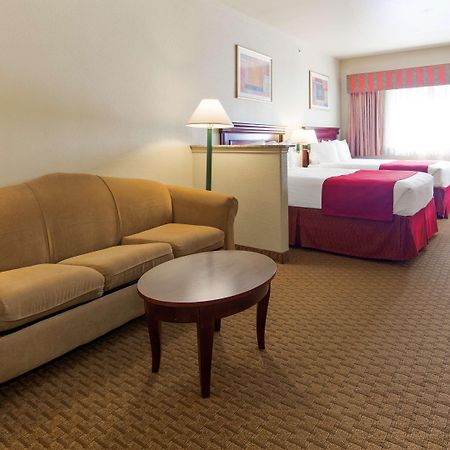 Best Western Quanah Inn & Suites Bagian luar foto